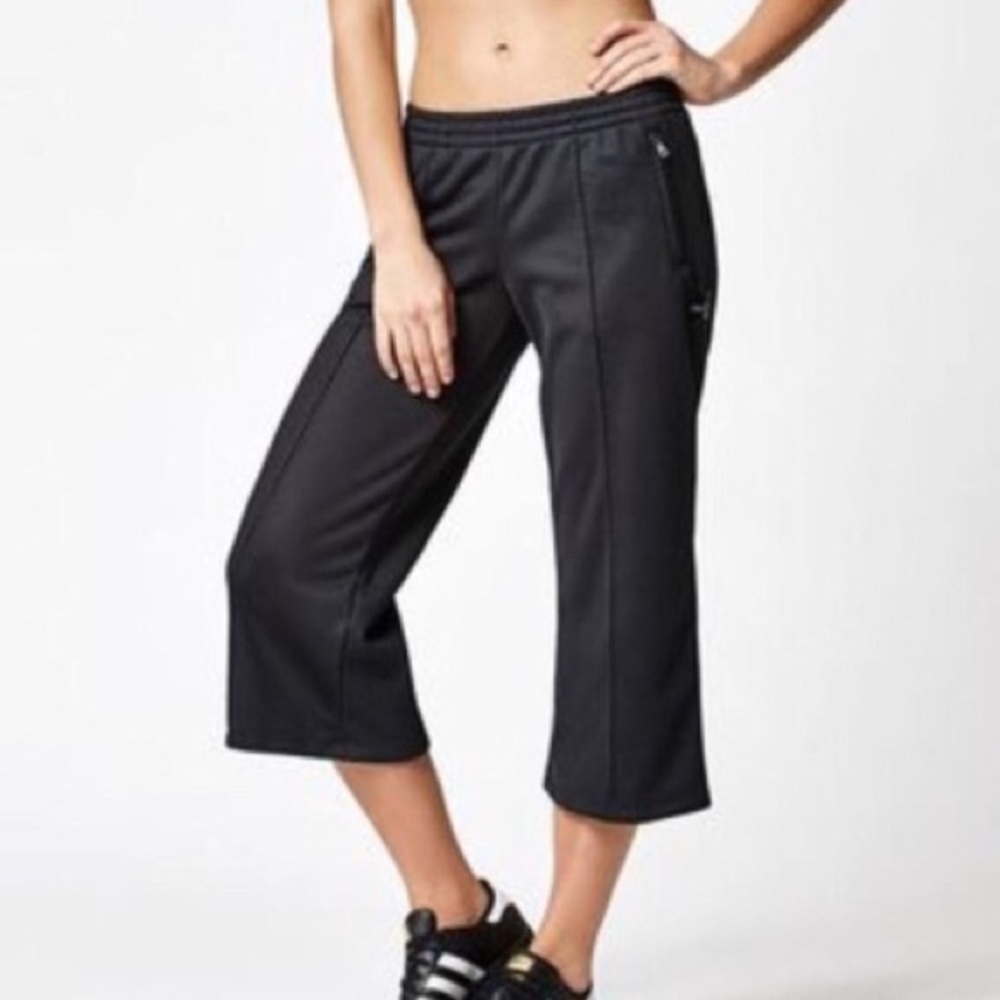 COPY - Adidas originals sailor pants